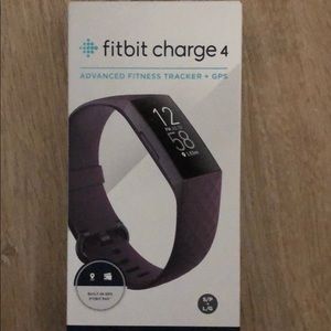 FitBit Charge 4 advanced fitness tracker + GPS